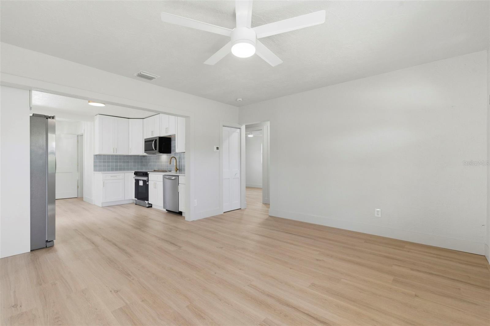 GLASS SUB - Residential