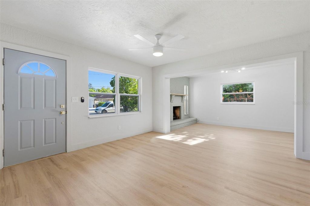 Photo of 5310 40th Avenue N, St Petersburg, FL 33709 (MLS # TB8490241)