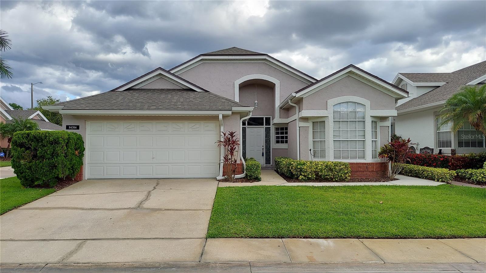 HUNTERS CREEK TR 135 PH 05 - Residential Lease