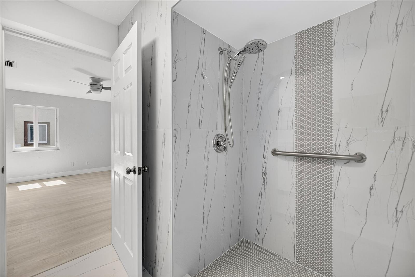 WESTCHESTER WOODS PH 01 - Residential