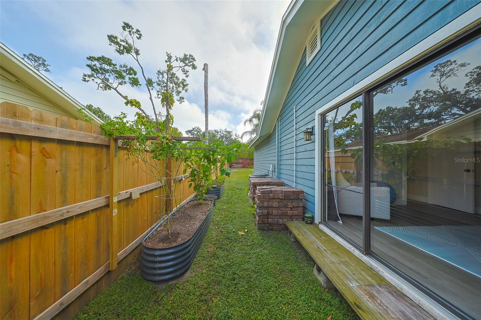 RIVER HAVEN - Residential