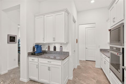 Tiny photo for 6046 SW 86th Circle, Ocala, FL 34481 (MLS # OM733071)