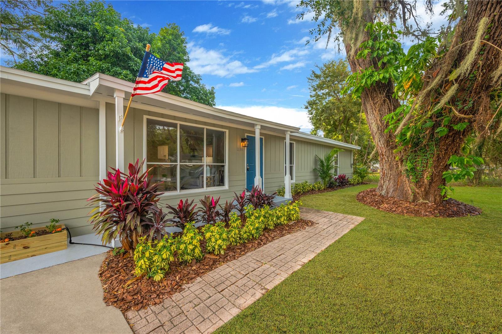 LYNWOOD PARK - Residential