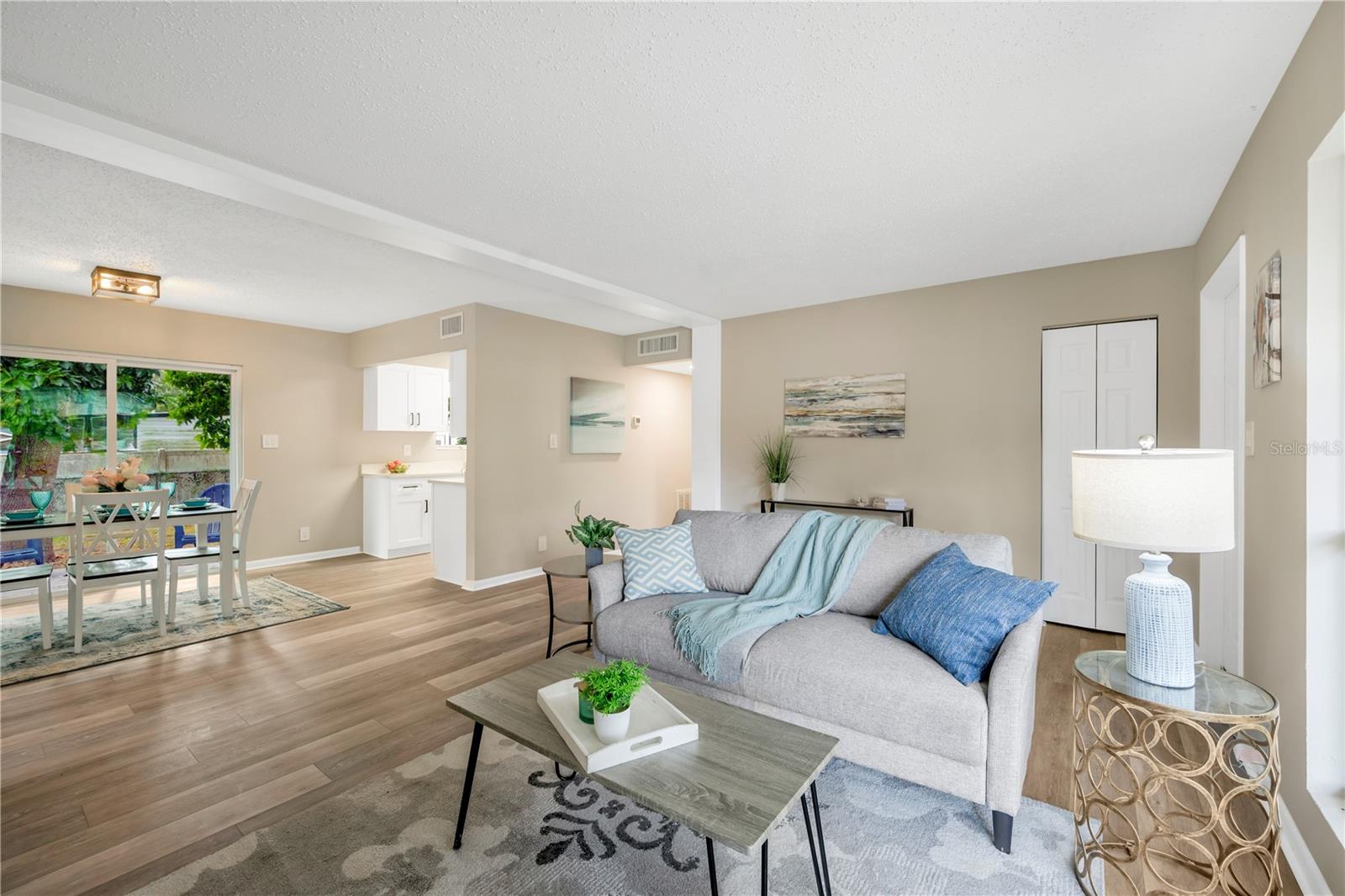 LYNWOOD PARK - Residential