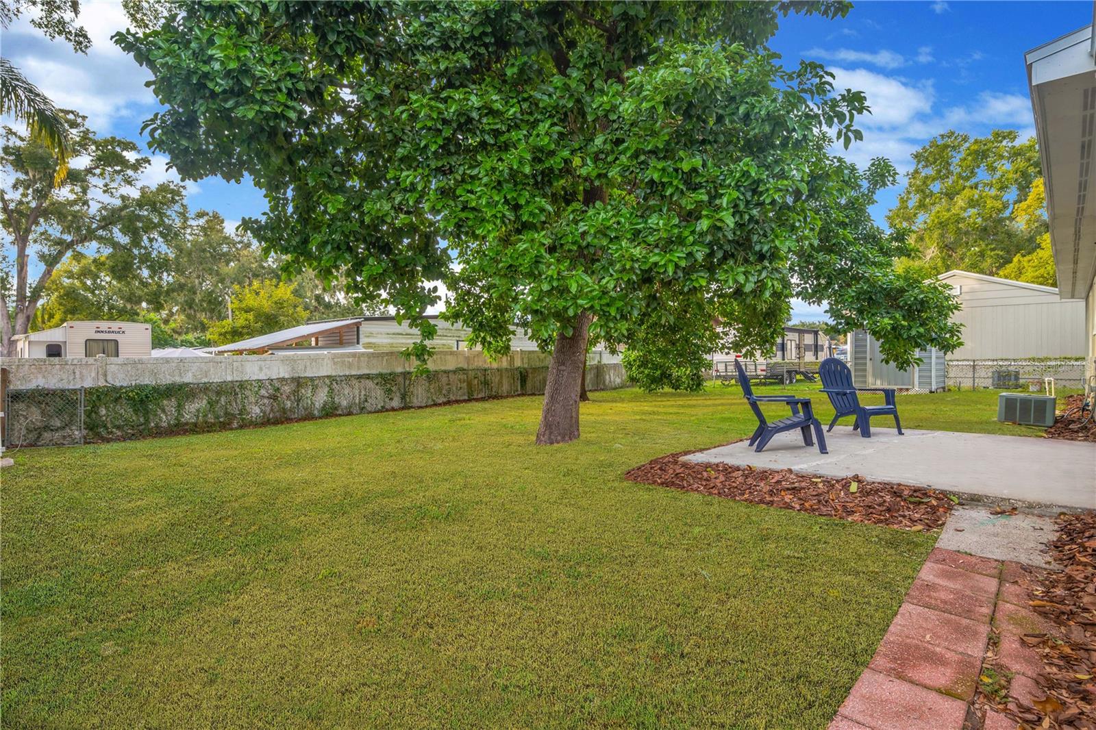 LYNWOOD PARK - Residential