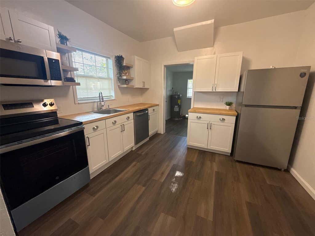 Photo of 1210 E 32nd Avenue, Tampa, FL 33603 (MLS # TB8535226)
