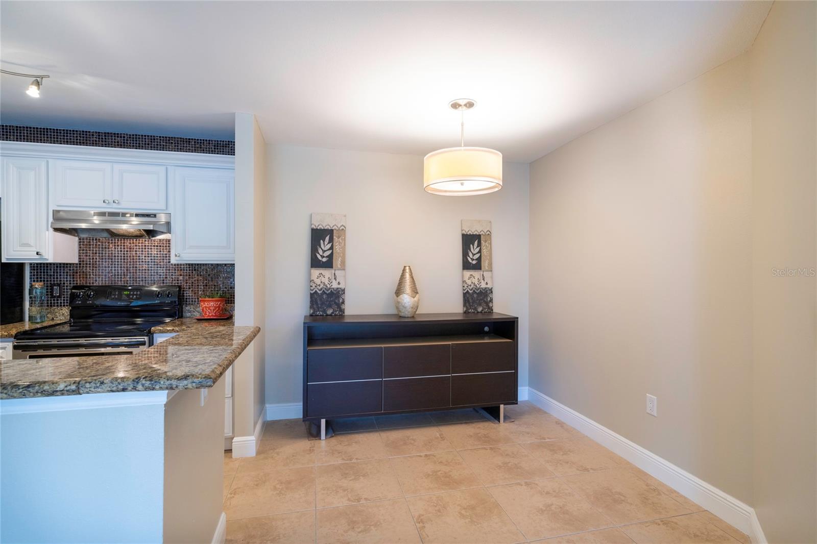 THE LANDINGS OF TAMPA A CONDOM - Residential Lease