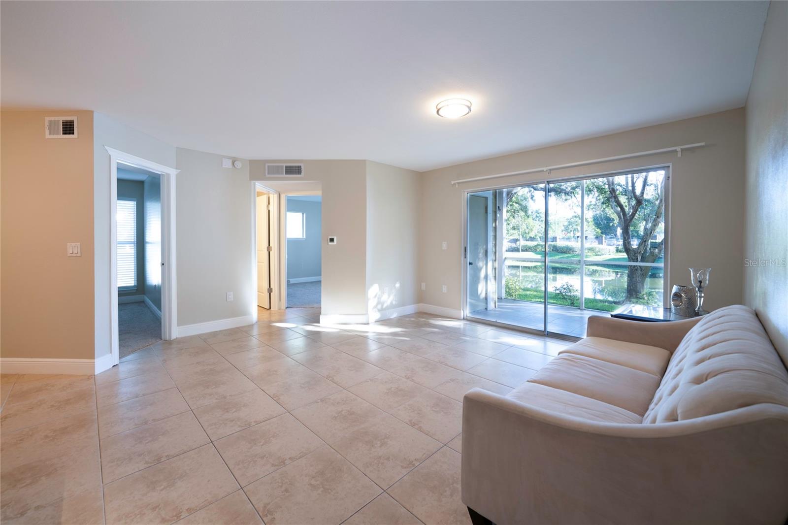 THE LANDINGS OF TAMPA A CONDOM - Residential Lease