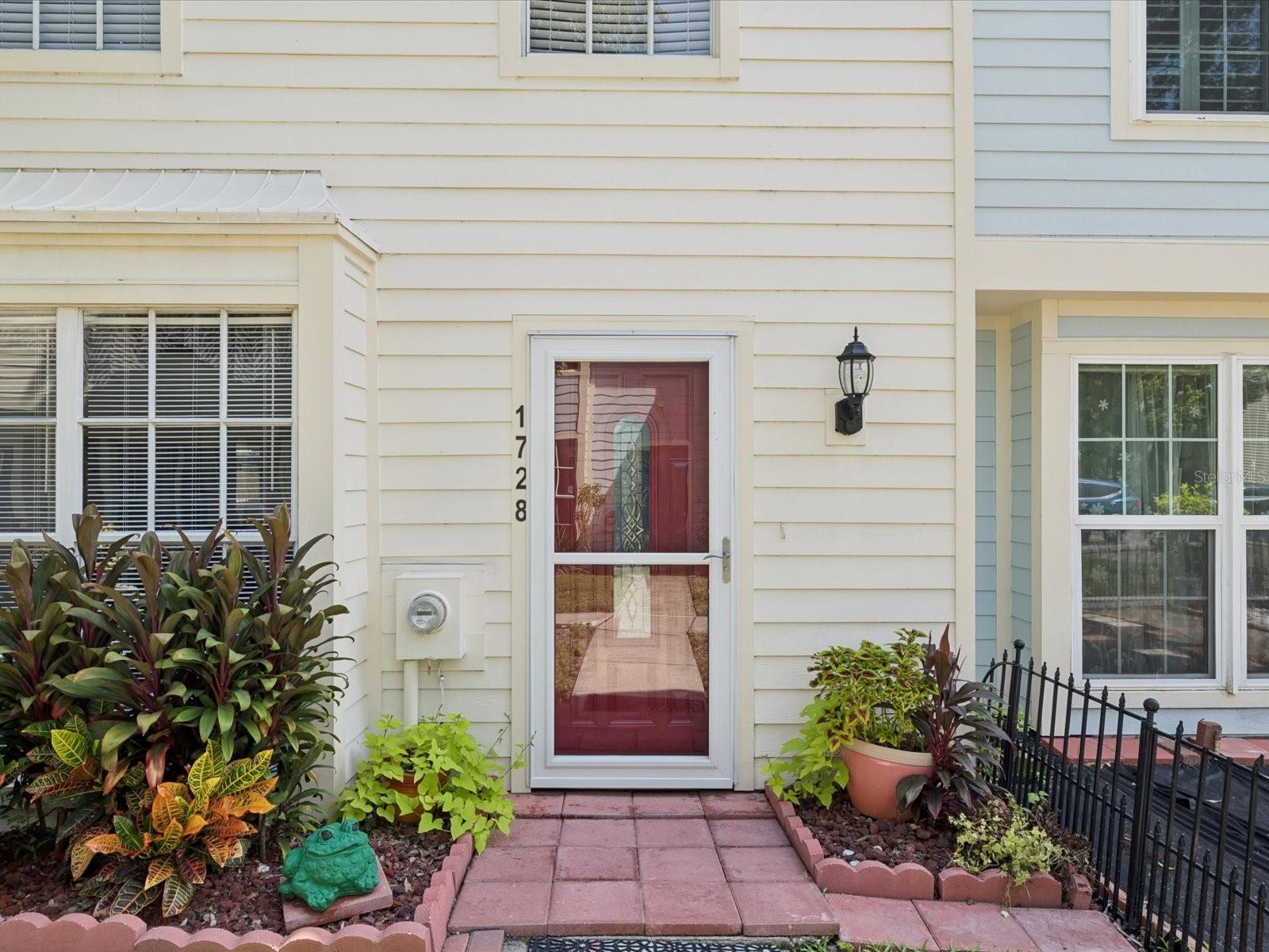 1728 MILL RUN CIRCLE