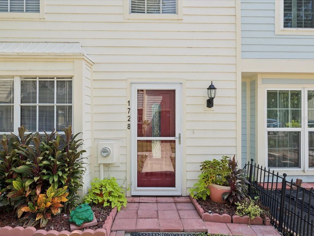 Photo of 1728 Mill Run Circle, Tampa, FL 33613 (MLS # TB8422472)