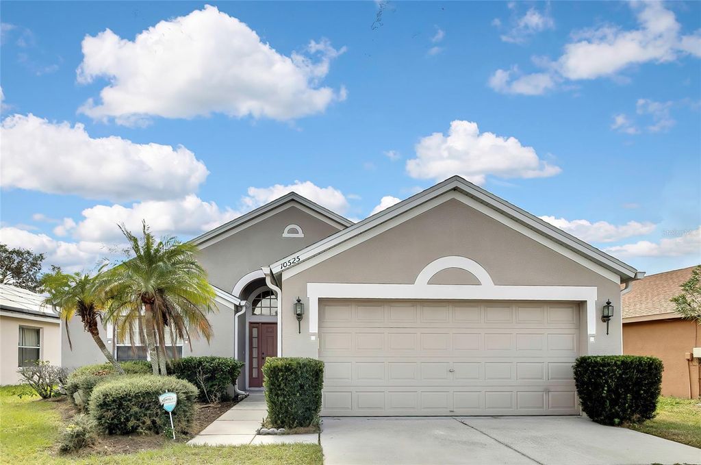 Photo of 10525 Goldwater Lane, Riverview, FL 33578 (MLS # O6255934)