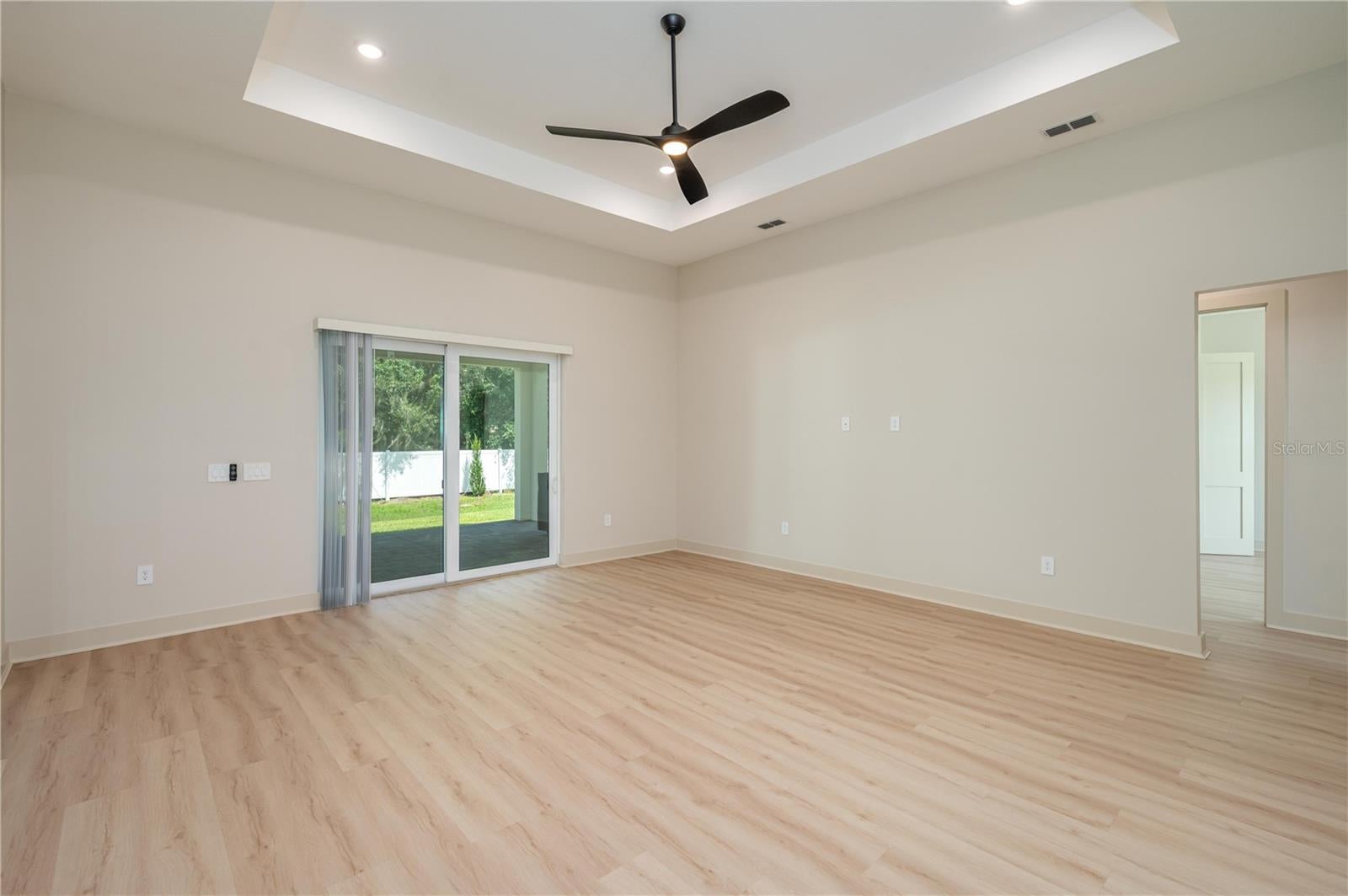 5410 PARKER ESTATES LOOP