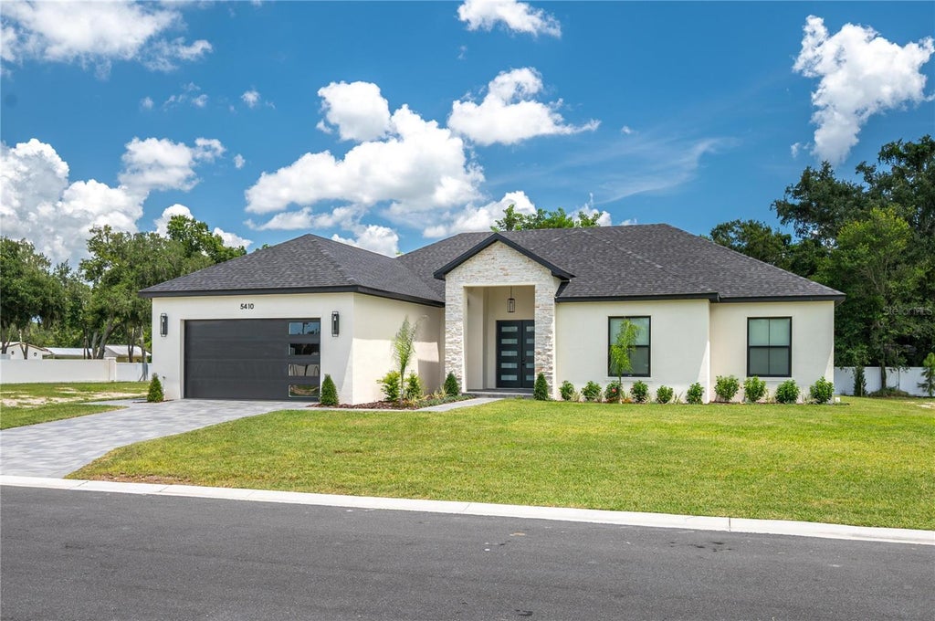 Photo of 5410 Parker Estates Loop, Lakeland, FL 33811 (MLS # L4964228)