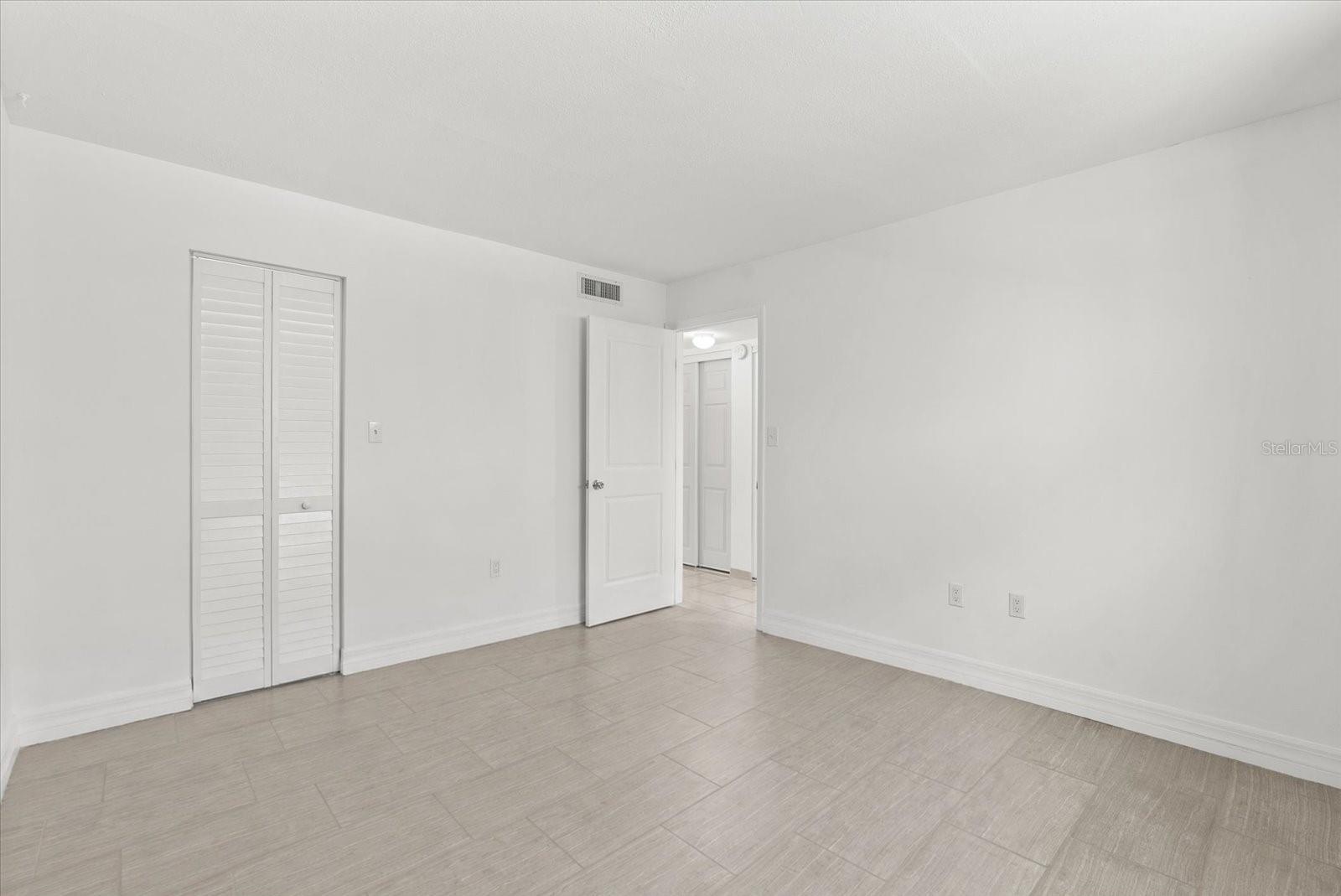 OAKWOOD GARDENS - Residential