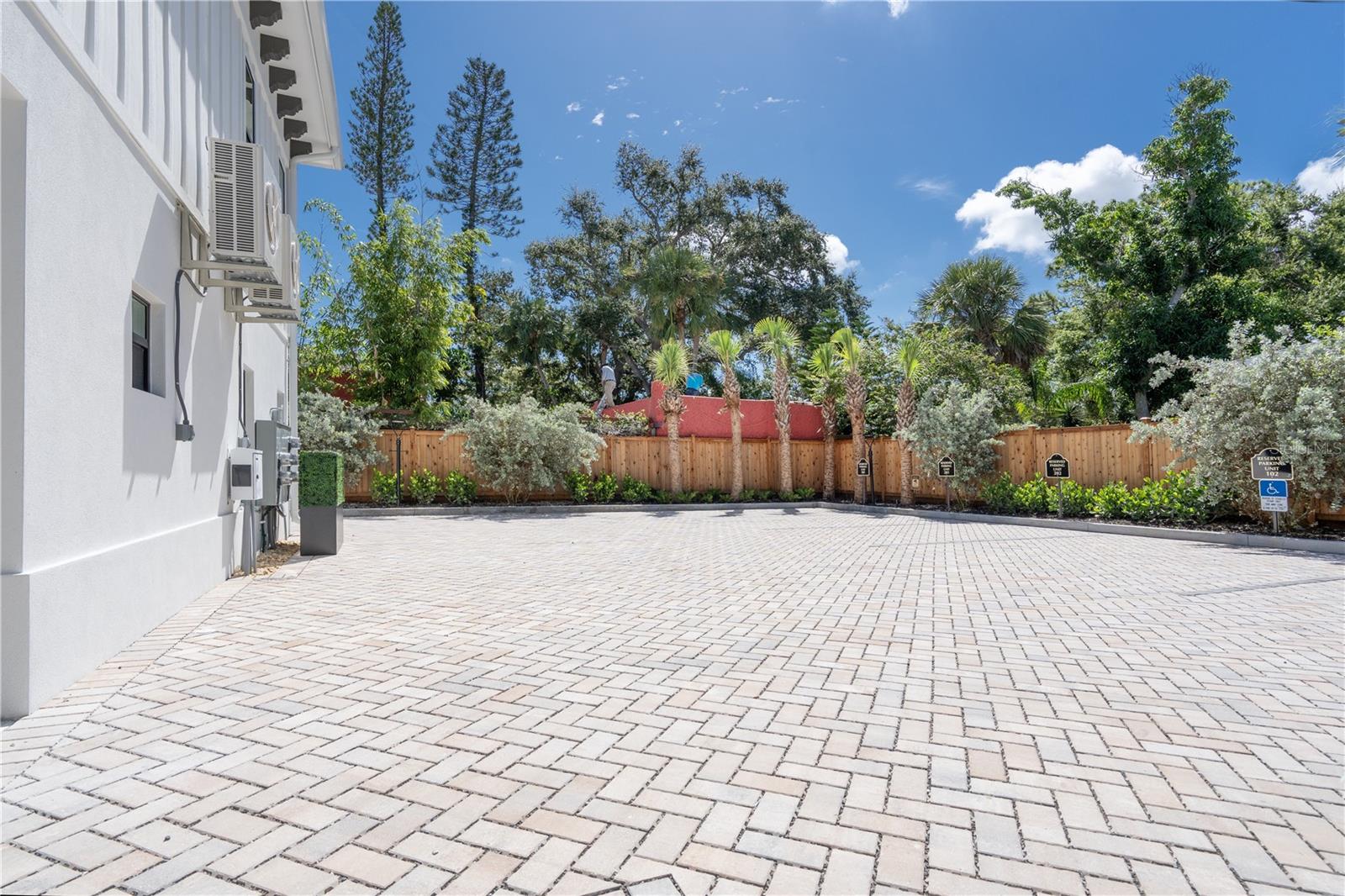 ADARE COTTAGES - Residential Lease