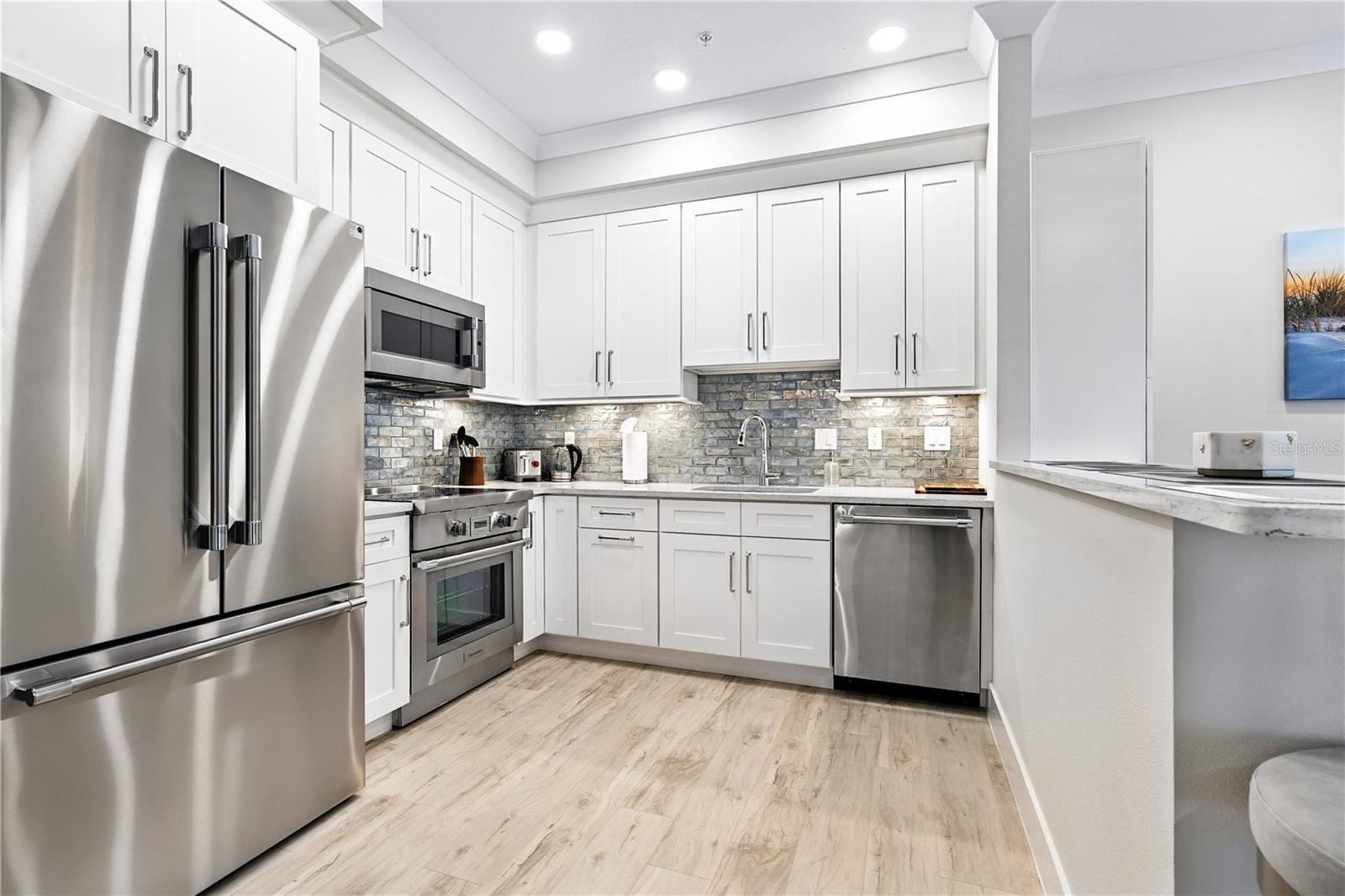 ADARE COTTAGES - Residential Lease