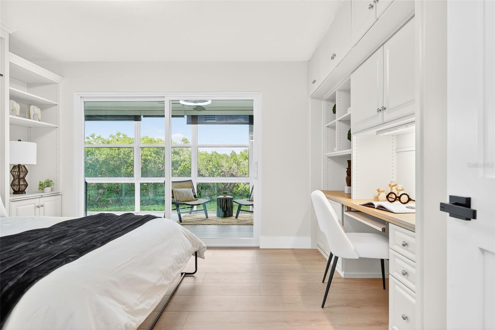 WINDWARD BAY AMD - Residential