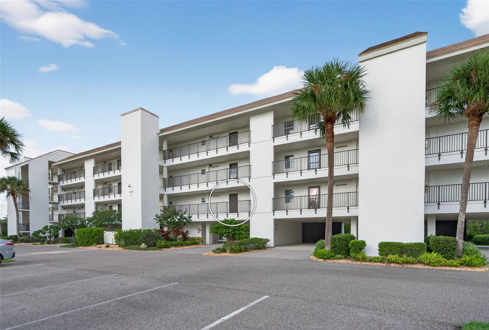 WINDWARD BAY AMD - Residential