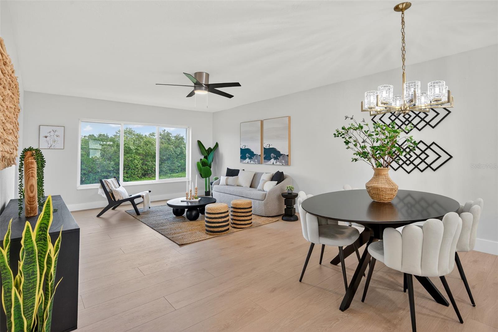 WINDWARD BAY AMD - Residential