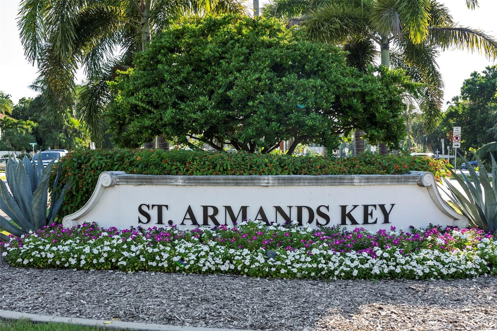 WINDWARD BAY AMD - Residential