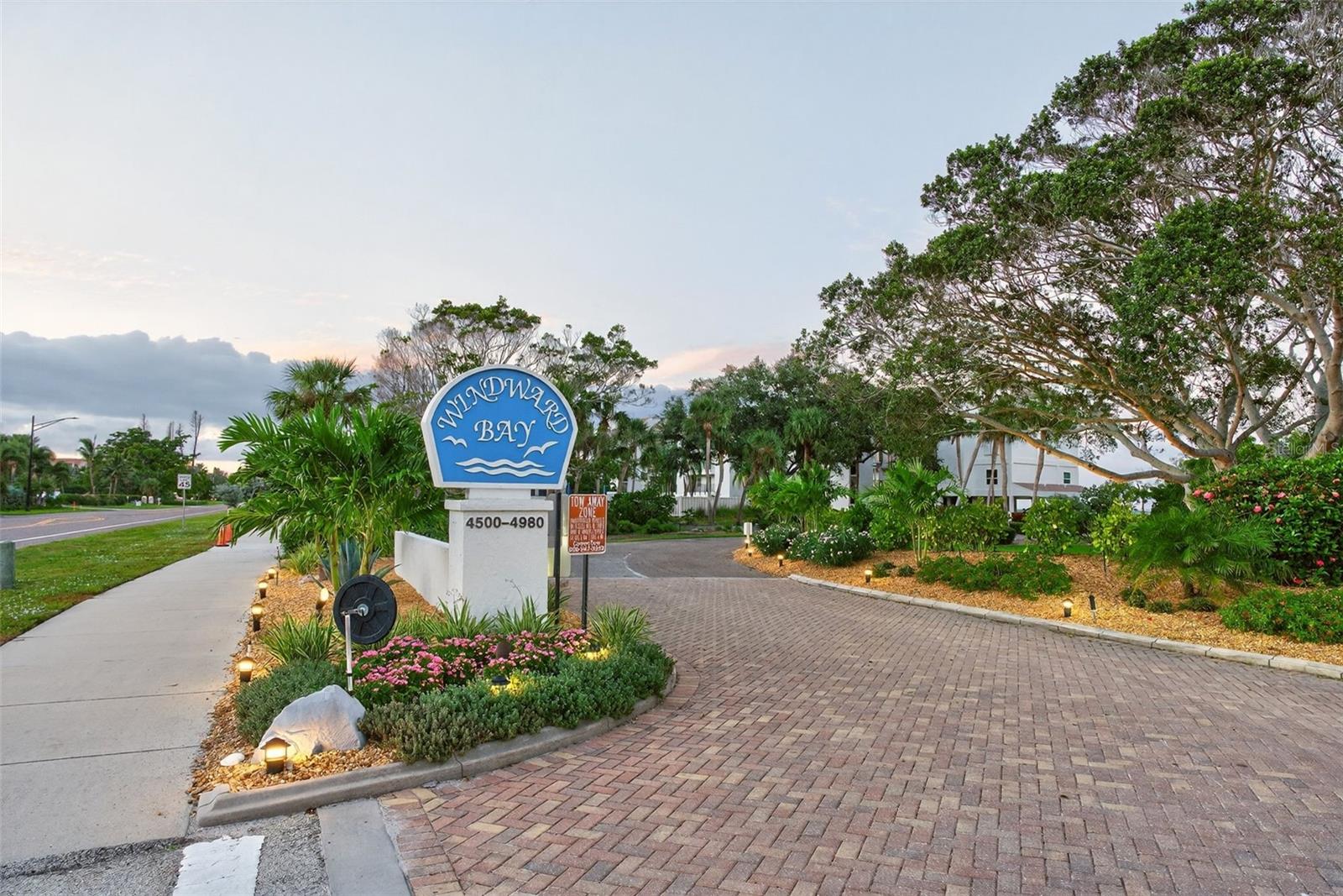 WINDWARD BAY AMD - Residential
