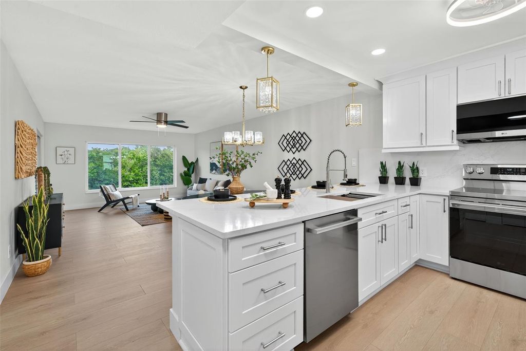Photo of 4540 Gulf Of Mexico Drive #204, Longboat Key, FL 34228 (MLS # A4667631)