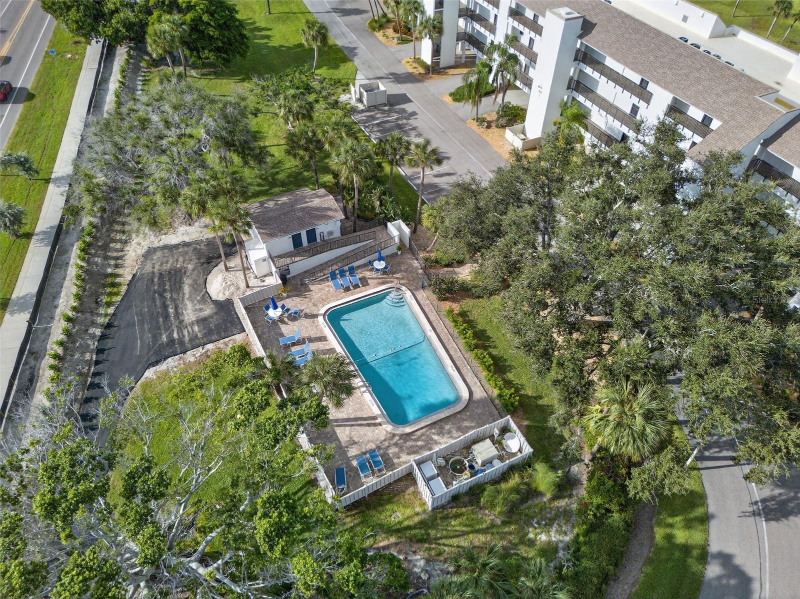 WINDWARD BAY AMD - Residential
