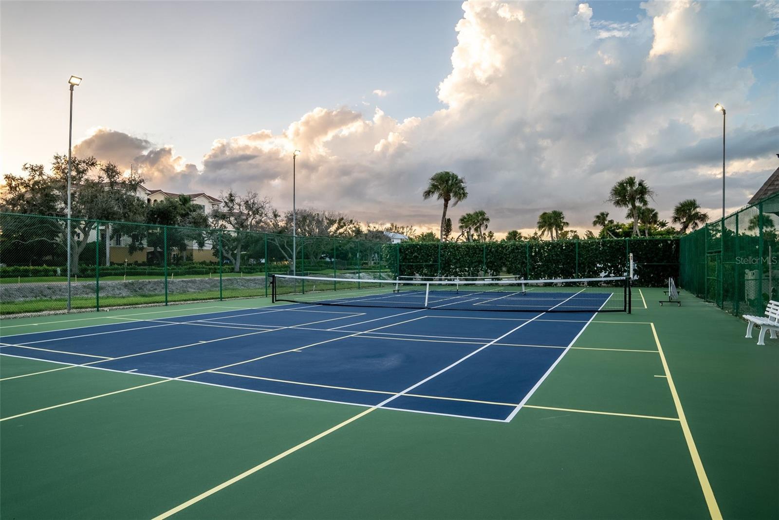 WINDWARD BAY AMD - Residential