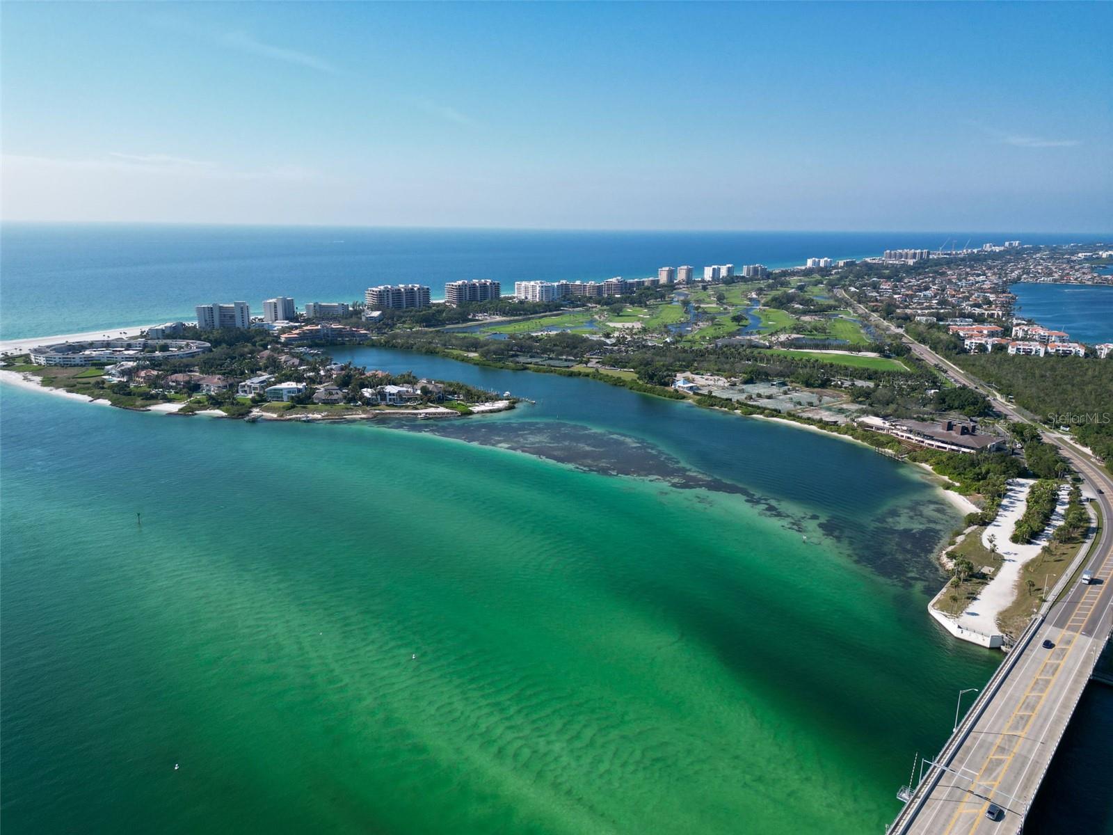 WINDWARD BAY AMD - Residential