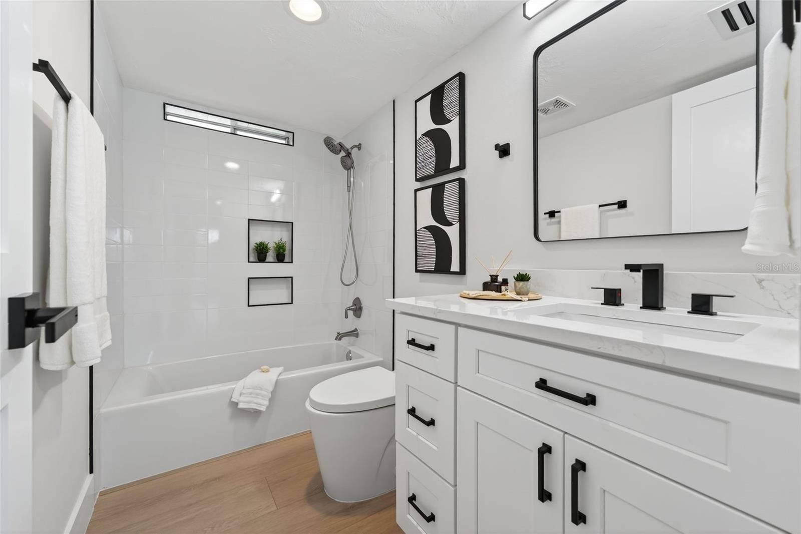 WINDWARD BAY AMD - Residential
