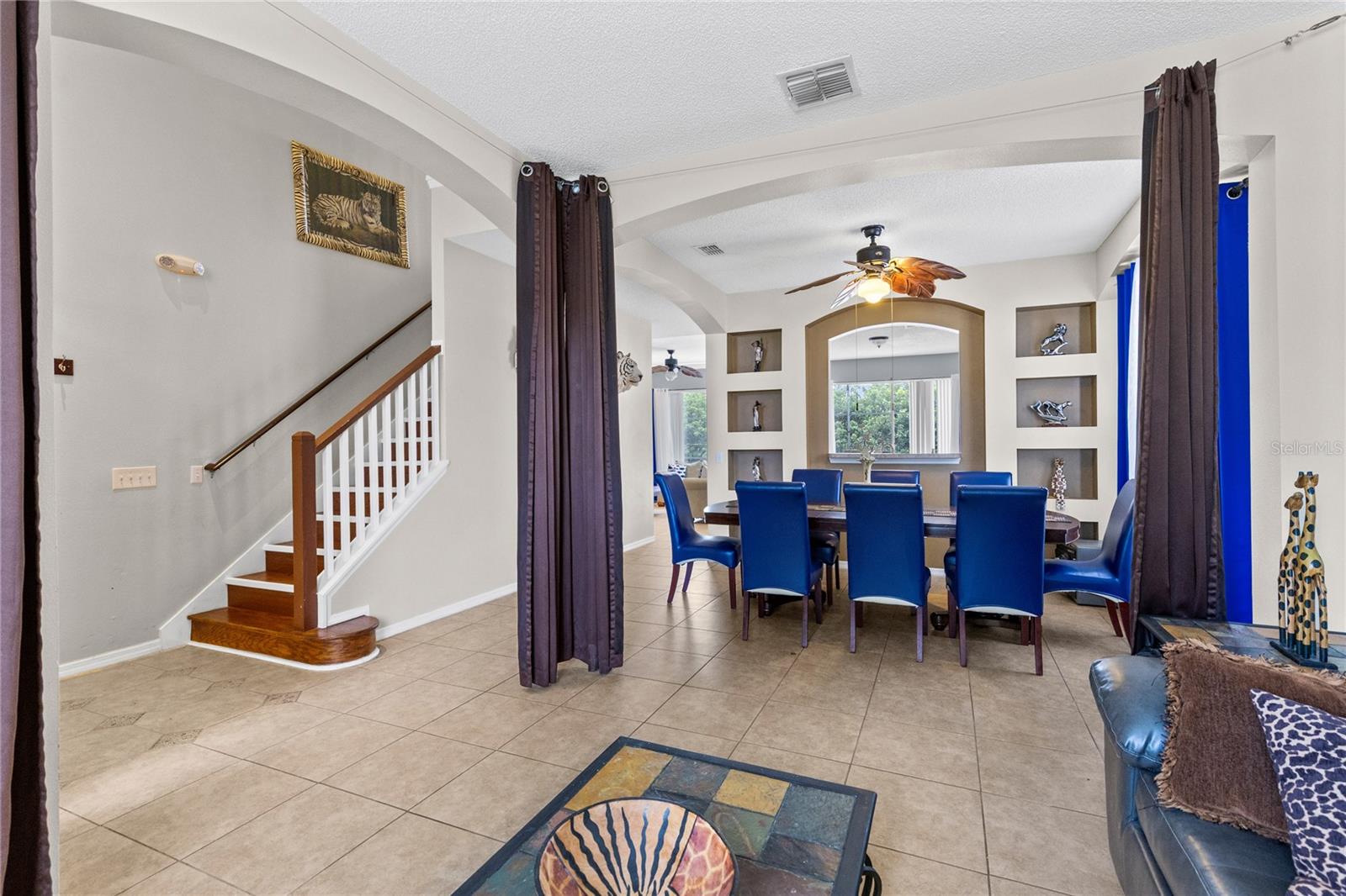 180 HIDEAWAY BEACH LANE