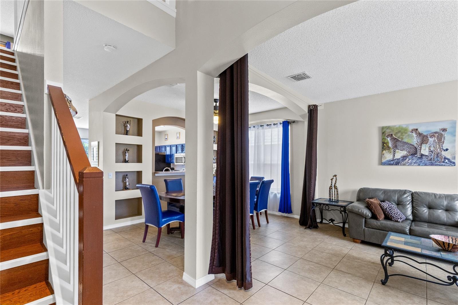 180 HIDEAWAY BEACH LANE