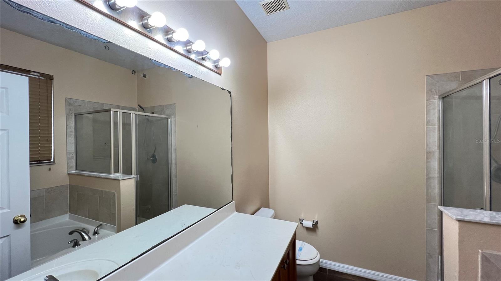 SUNRISE LAKES PH III SUB - Residential Lease