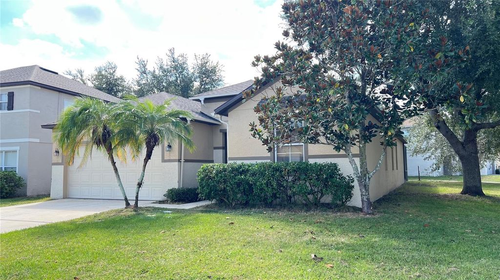 Photo of 16904 Sunrise Vista Drive, Clermont, FL 34714 (MLS # S5137207)