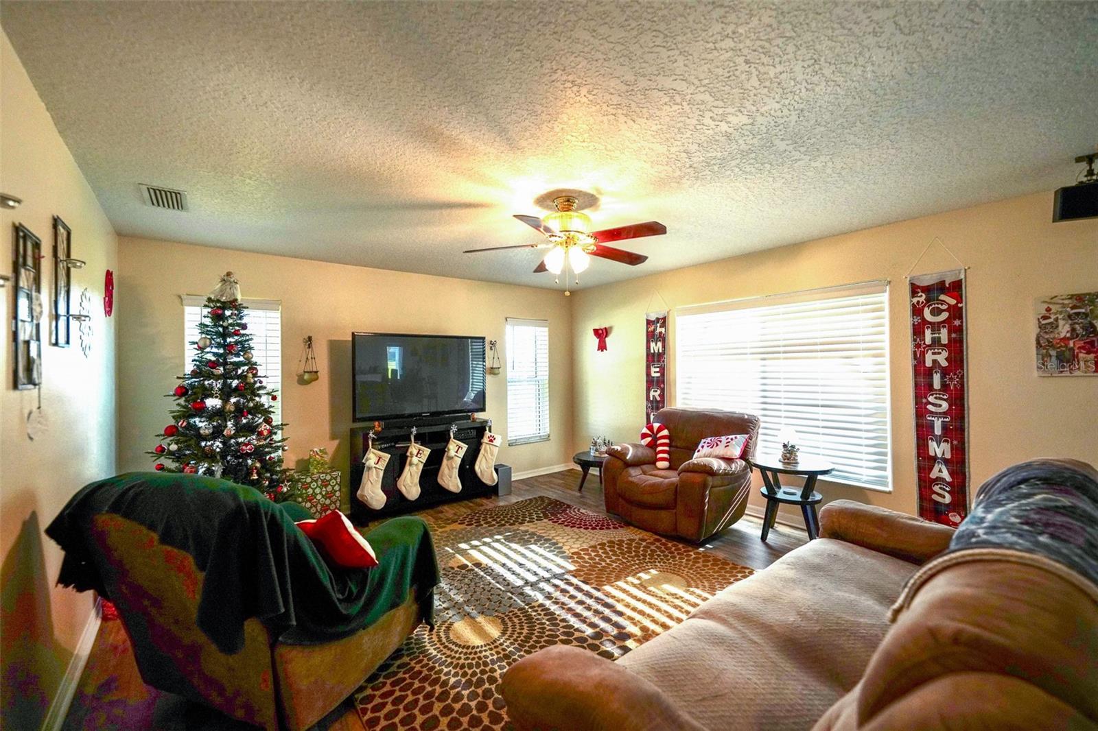 LOUISA POINTE PH III SUB - Residential