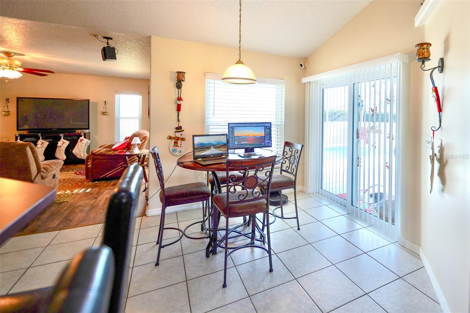 LOUISA POINTE PH III SUB - Residential