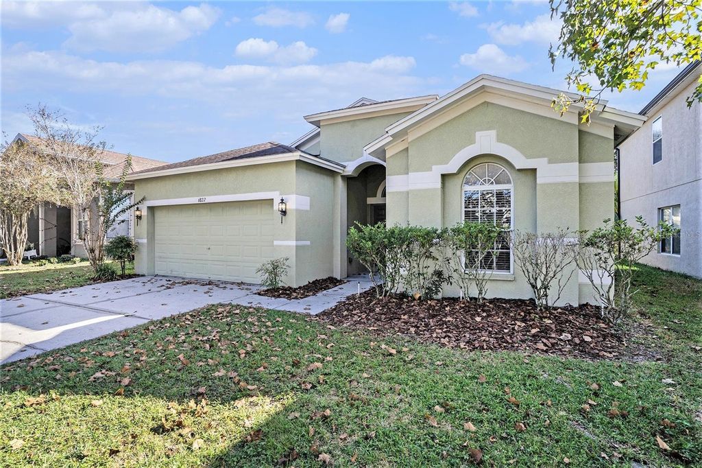 Photo of 6822 Runner Oak Drive, Wesley Chapel, FL 33545 (MLS # O6355656)