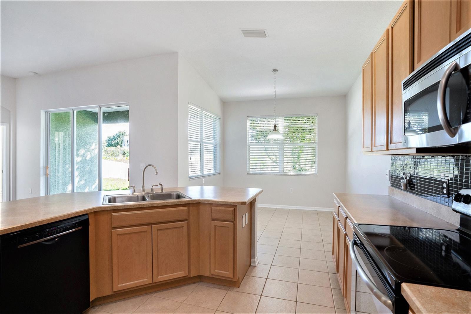 OAK CREEK PH 01 - Residential