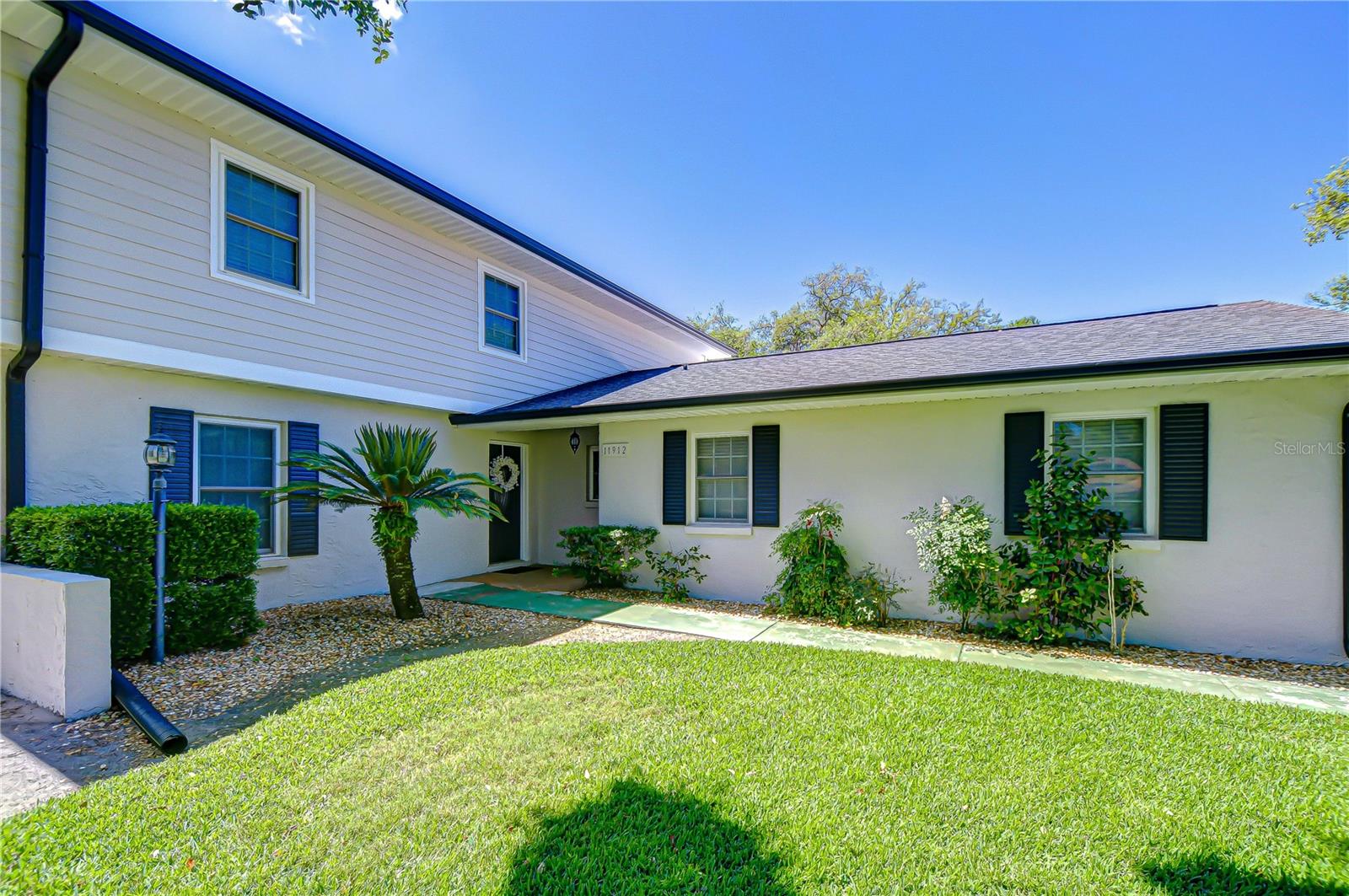 11912 RIVERHILLS DRIVE