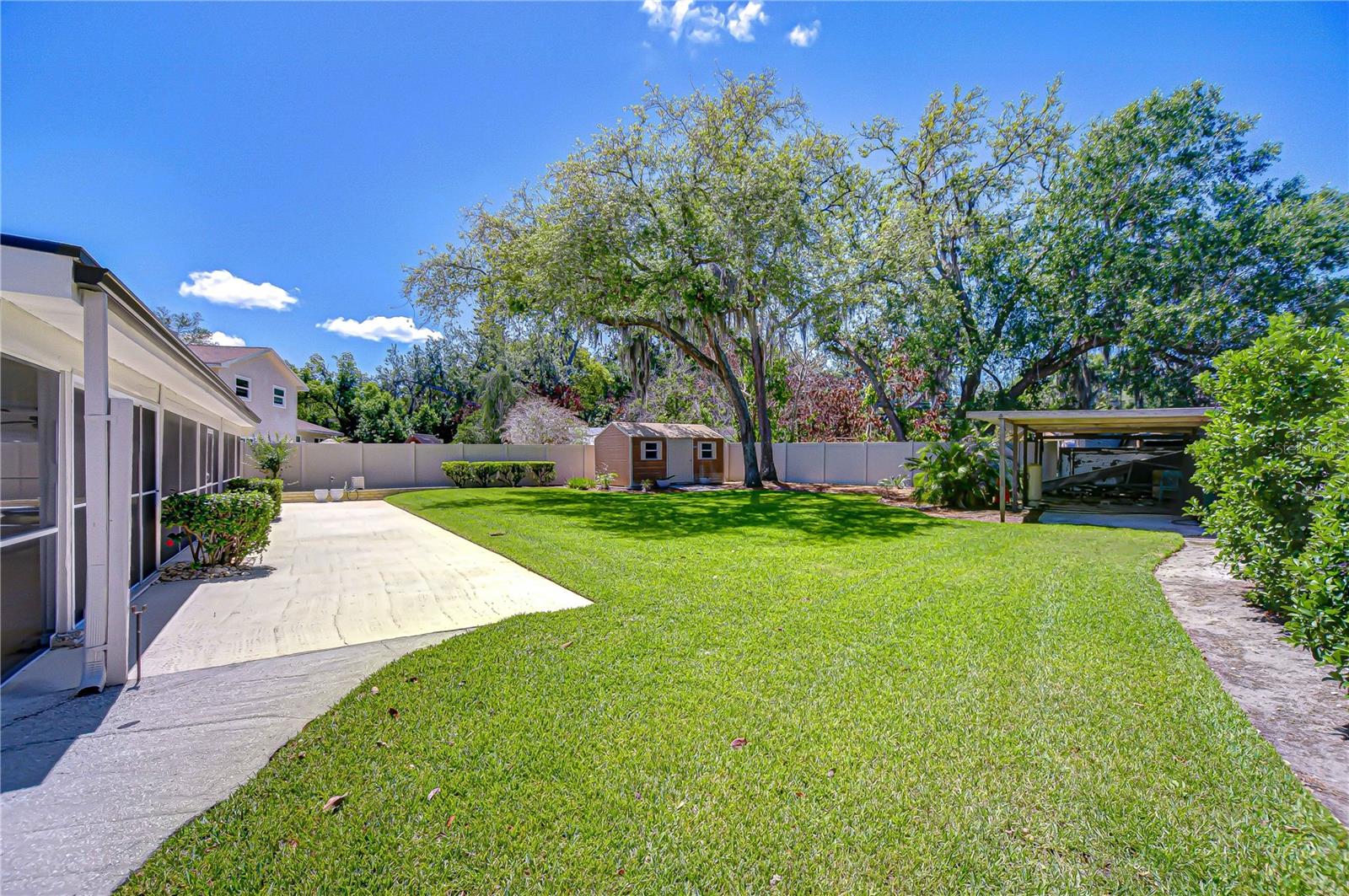 11912 RIVERHILLS DRIVE