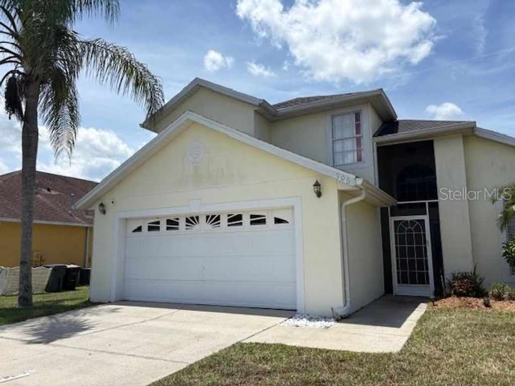 Photo of 906 Montana Avenue, Davenport, FL 33897 (MLS # O6332626)