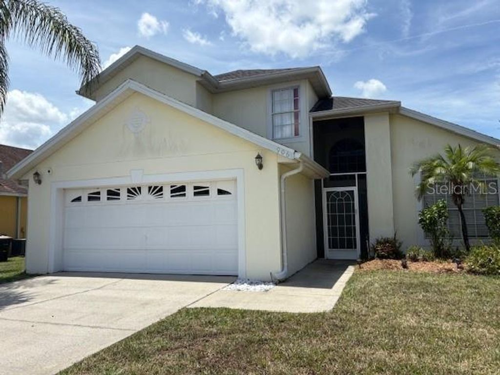 Photo of 906 Montana Avenue, Davenport, FL 33897 (MLS # O6332626)