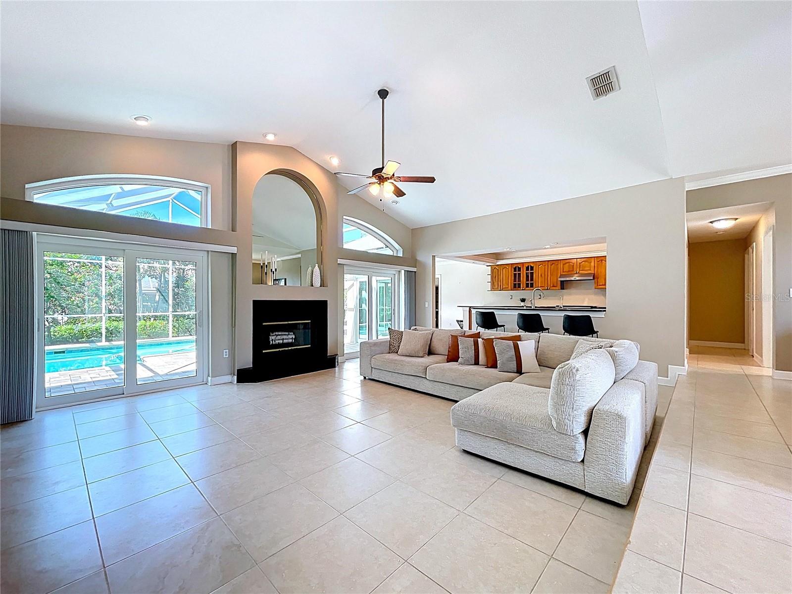 WATERFORD CROSSING PH I - Residential
