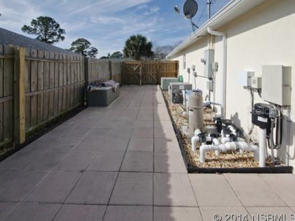 Florida Shores 01 - Residential