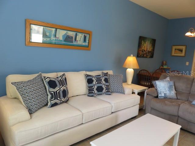 PALMA SOLA TRACE CONDO OR2185/736 - Residential Lease