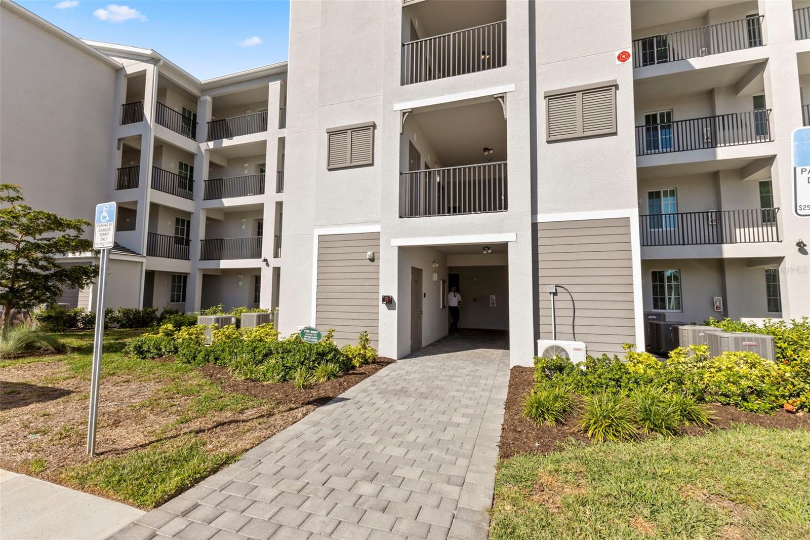 TERRACE II AT WELLEN PARK - Residential