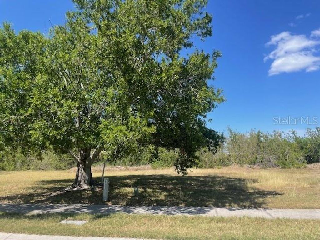 Photo of 35 Lino Road, North Port, FL 34287 (MLS # A4651523)