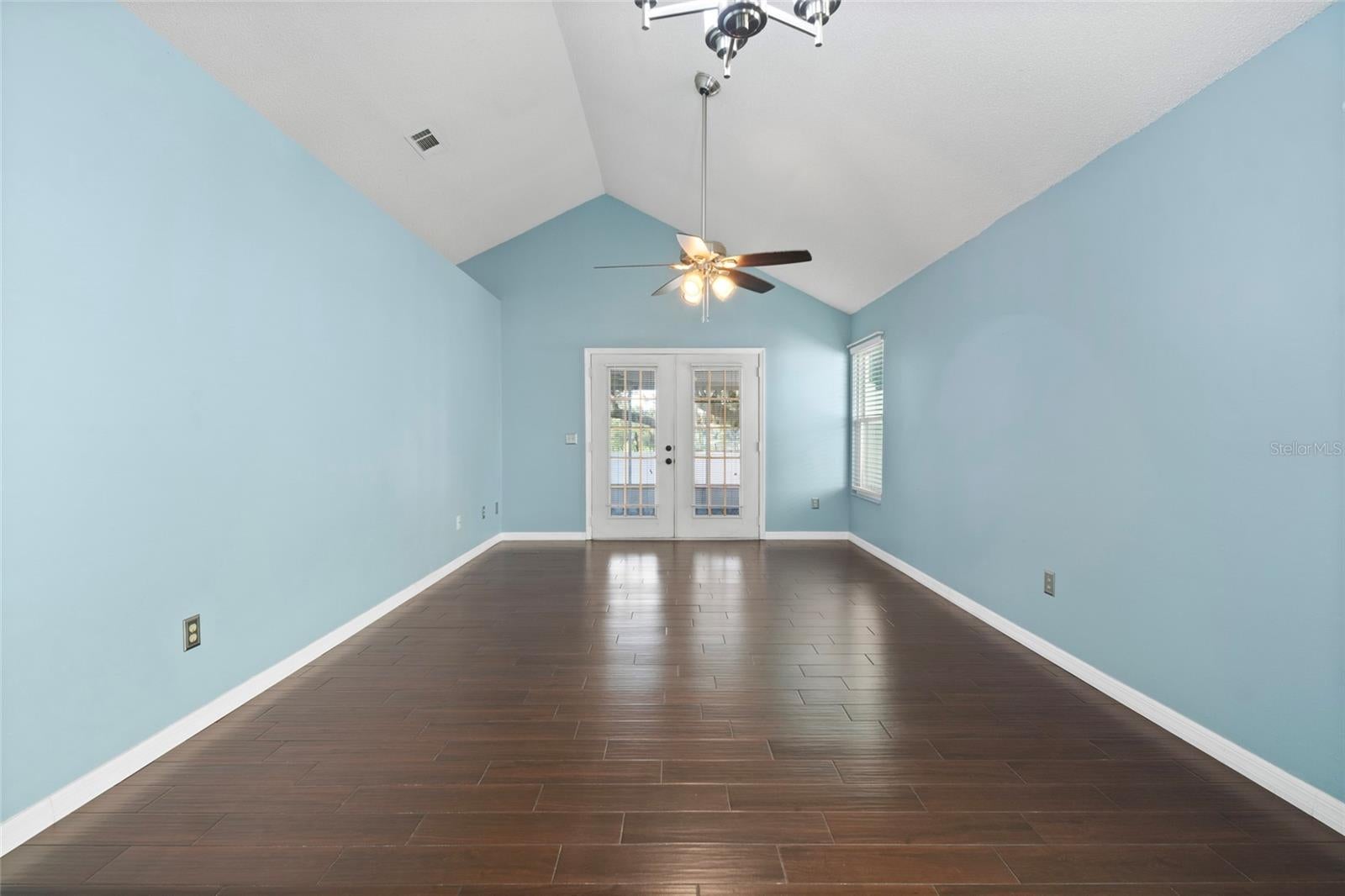 5292 ROCKING HORSE PLACE