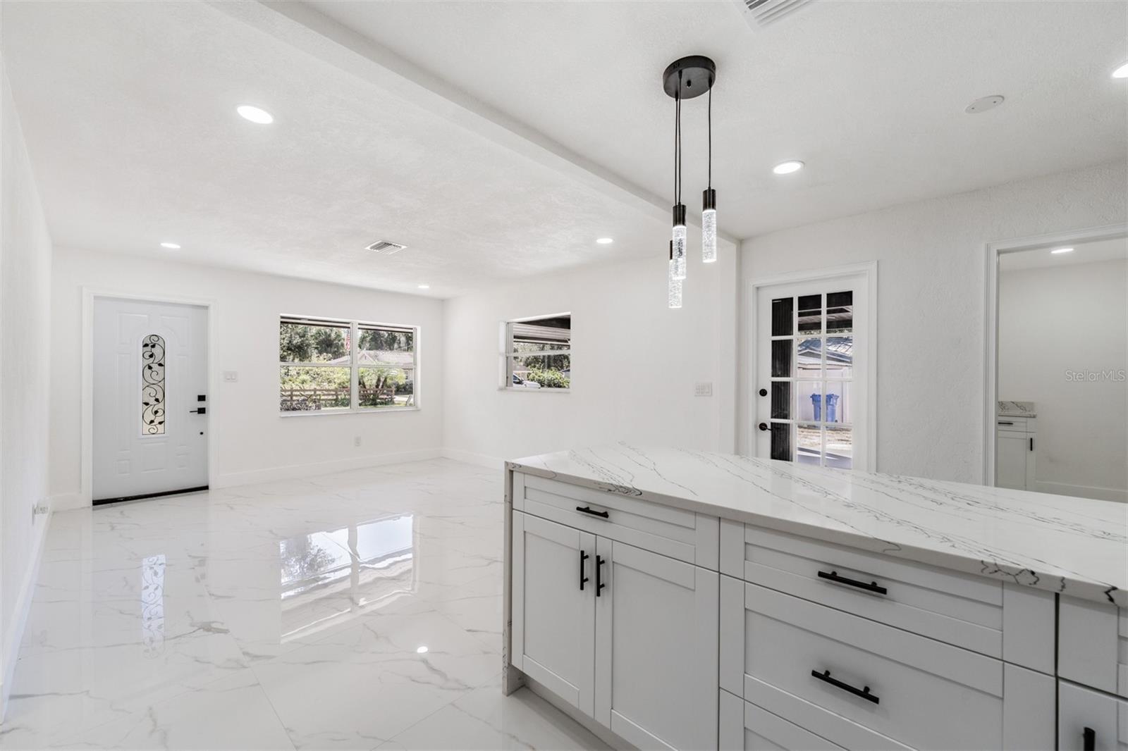 SAPPHIRE LAKE RANCHITOS - Residential