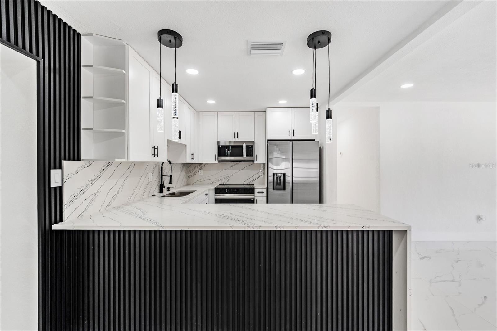 SAPPHIRE LAKE RANCHITOS - Residential